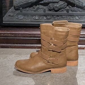 MI.IM KHAKI ANKLE BOOTS